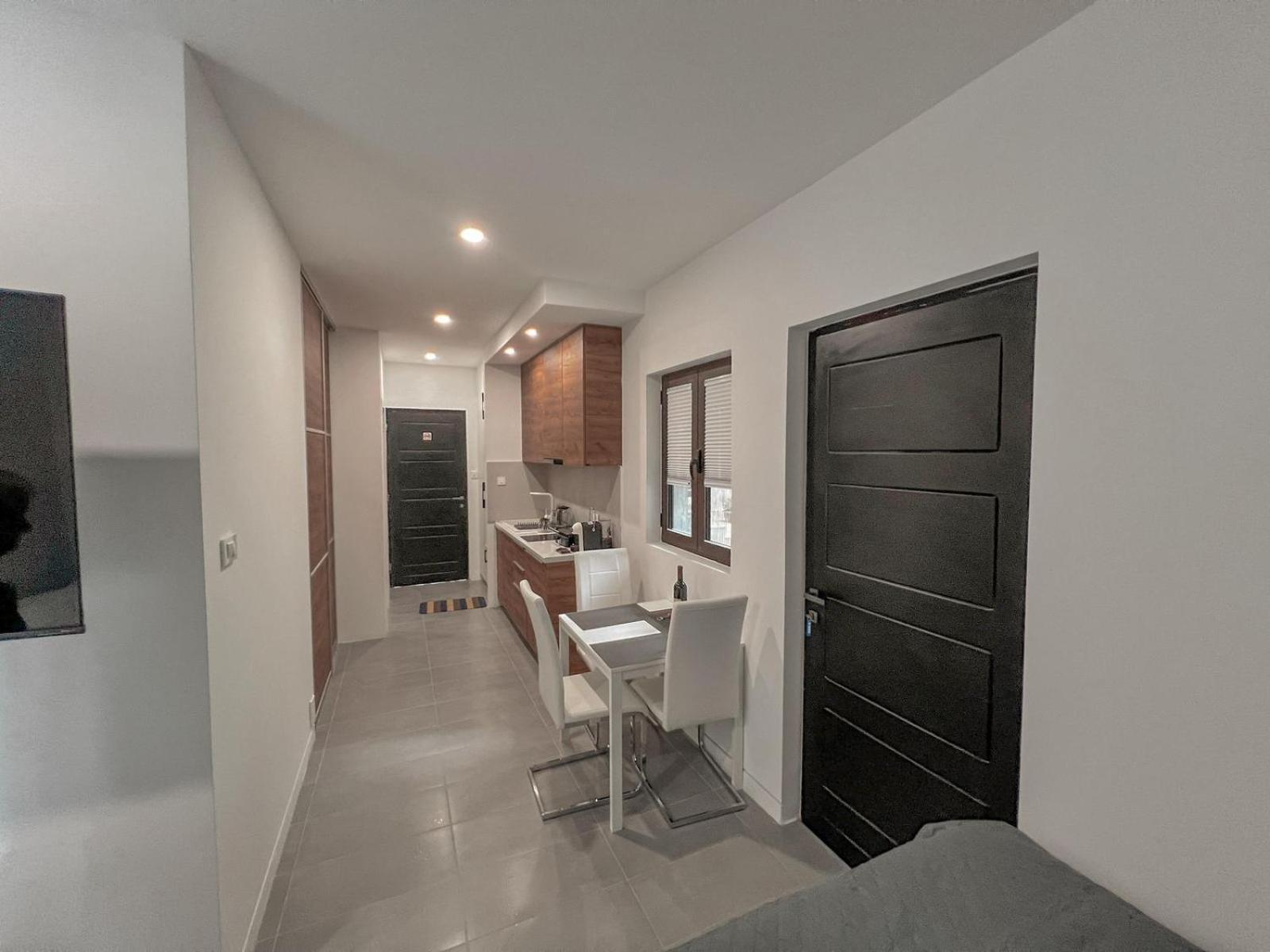 Absolute Adriatic Apartamento Kotor Exterior foto